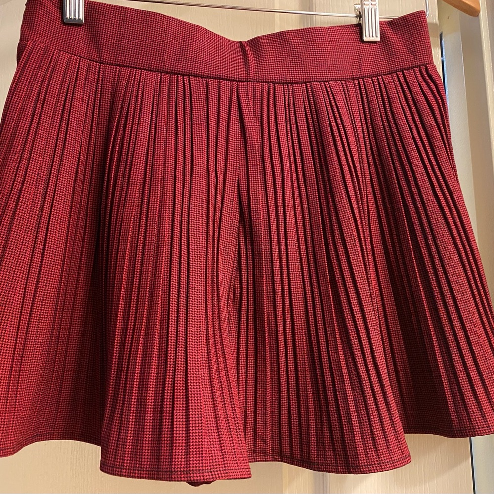 ZARA burgundy gingham flutter hem shorts mini divided skirt limited edition